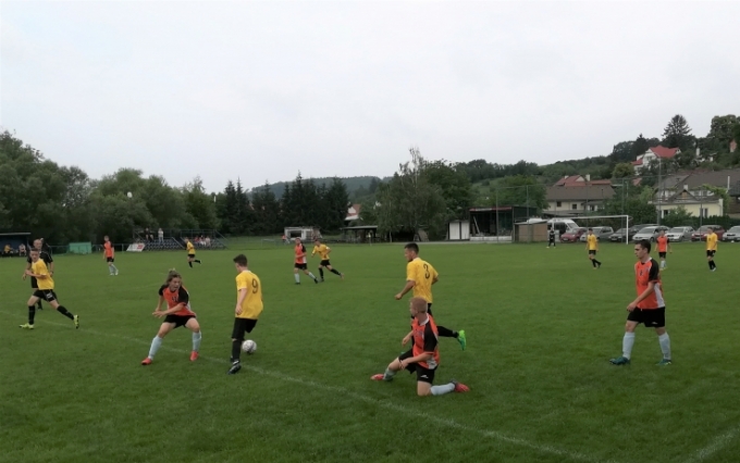 FK Lužkovice-Želechovice : ČSK Uh. Brod - dorost 4:6 (1:3)